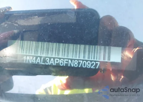 2015 Nissan Altima 2.5 S z USA, uszkodzony, nr VIN 1N4AL3AP6FN870927